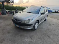 Usata Peugeot 206 68 CV (50 kW) 2003 Gray Station wagon