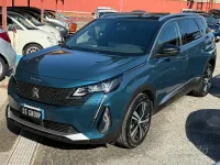 Usado Peugeot 5008 GT-line 131 CV (96 kW) 2023 Azul SUV
