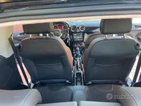 Usata Opel Adam 87 CV (63 kW) 2017 Bianco Utilitaria