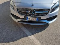 Usata Mercedes A180 116 CV (85 kW) 2018 Grigio Berlina