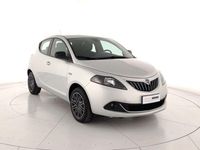 Usata Lancia Ypsilon Gold 70 CV (51 kW) 2022 Grigio Utilitaria