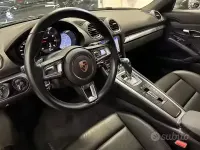 Usata Porsche 718 Boxster 300 CV (220 kW) 2019 Grigio Cabrio