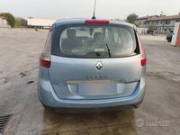 Usata Renault Scénic III 110 CV (80 kW) 2010 Monovolume
