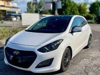 usata Hyundai i30 5p 1.6 crdi Comfort 110cv auto