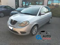 Usata Lancia Ypsilon 60 CV (44 kW) 2008 Argento Utilitaria