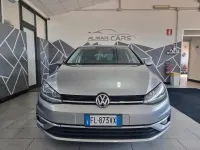 Usata VW Golf VII Highline 116 CV (85 kW) 2017 Argento Berlina