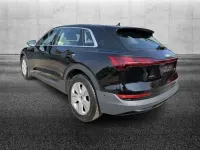 Usata Audi e-tron 158 kW (215 CV) 2022 Nero SUV