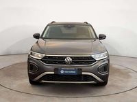 Usata VW T-Roc Life 110 CV (80 kW) 2024 Grigio SUV