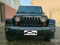 Usata Jeep Wrangler Sahara 177 CV (130 kW) 2008 Nero SUV