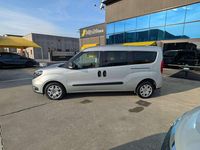Usata Fiat Doblò Lounge 105 CV (77 kW) 2022 Argento Monovolume