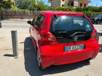 Usata Toyota Aygo 68 CV (50 kW) 2008 Rosso Utilitaria