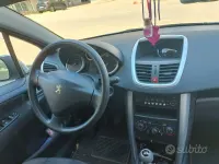 Usata Peugeot 207 73 CV (53 kW) 2012 Bianco Berlina