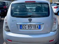 Usata Lancia Ypsilon 69 CV (50 kW) 2011 Grigio Utilitaria