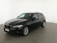 Begagnad BMW 118 Sport Line 136 HK (100 kW) 2016 Svart Halvkombi
