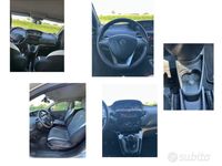 Usata Lancia Ypsilon 95 CV (69 kW) 2015 Grigio Utilitaria