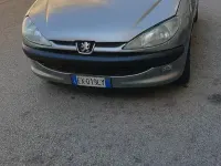 Usata Peugeot 206 68 CV (50 kW) 2002 Grigio Berlina