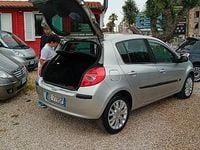 Usata Renault Clio II LE 75 CV (55 kW) 2008 Grigio Berlina