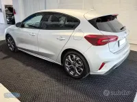 Usata Ford Focus ST-Line 116 CV (85 kW) 2025 Grigio Berlina