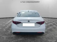 Usata Alfa Romeo Giulia Business 160 CV (117 kW) 2021 Bianco Berlina