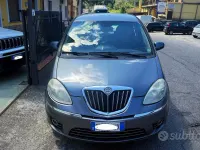 Usata Lancia Musa Gold 95 CV (69 kW) 2011 Grigio Monovolume