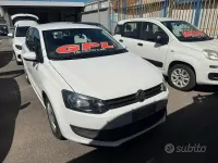 Usata VW Polo Comfortline 82 CV (60 kW) 2012 Bianco Utilitaria