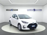 Usata Toyota Yaris Business Edition 92 CV (67 kW) 2024 Bianco Utilitaria