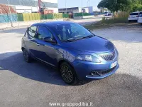 Usata Lancia Ypsilon Gold 69 CV (50 kW) 2022 Blu Utilitaria