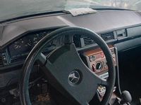 Usata Mercedes 250 1988 Verde Berlina