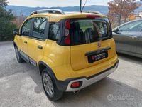 Usata Fiat Panda Cross Cross 80 CV (58 kW) 2015 Giallo Utilitaria