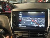 Usata Peugeot 2008 GT-line 120 CV (88 kW) 2016 Nero SUV