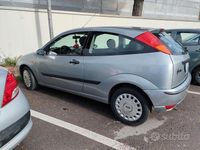 Usata Ford Focus 100 CV (73 kW) 2003 Grigio
