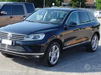 Usata VW Touareg 262 CV (192 kW) 2015 Nero SUV