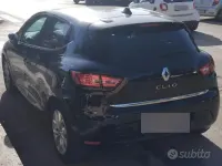 Usado Renault Clio IV 90 CV (66 kW) 2018 Negro Utilitario