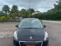 Usata Peugeot 5008 120 CV (88 kW) 2017 Nero Monovolume