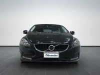 Usata Volvo V40 Kinetic 120 CV (88 kW) 2017 Nero met. Berlina