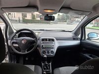 Usata Fiat Grande Punto 75 CV (55 kW) 2012 Utilitaria