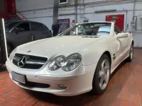 Usata Mercedes SL500 306 CV (225 kW) 2005 Bianco Cabrio