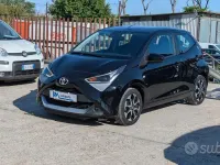 Usata Toyota Aygo 72 CV (52 kW) 2021 Nero Utilitaria