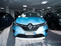 Usata Renault Captur Intens 160 CV (117 kW) 2020 Azzurro SUV