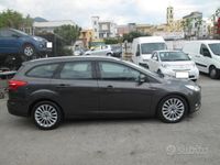 Usata Ford Focus 120 CV (88 kW) 2017 Grigio Station wagon