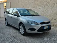Usata Ford Focus 109 CV (80 kW) 2008 Grigio Station wagon