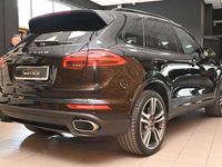 Usata Porsche Cayenne Turbo Chrono 263 CV (193 kW) 2018 Nero met/pellealcantara SUV