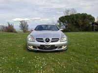Usata Mercedes SLK350 272 CV (200 kW) 2004 Argento Cabrio