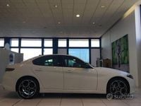 Usata Alfa Romeo Giulia Sprint 280 CV (205 kW) 2025 Bianco Berlina