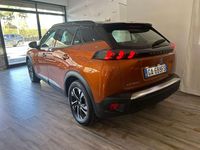 Usata Peugeot 2008 Allure 56 kW (77 CV) 2020 Arancione SUV