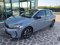 Usata Opel Corsa 101 CV (74 kW) 2024 Grigio / pastello Berlina