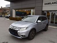 Usata Mitsubishi Outlander 150 CV (110 kW) 2016 Giallo SUV