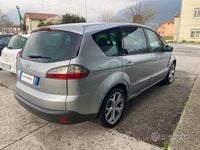Usata Ford S-MAX Titanium 140 CV (102 kW) 2007 Grigio Monovolume