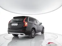 Usata Volvo XC90 Momentum 235 CV (172 kW) 2019 Nero SUV