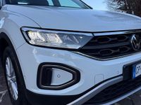 Usata VW T-Roc R-line 150 CV (110 kW) 2023 Bianco SUV